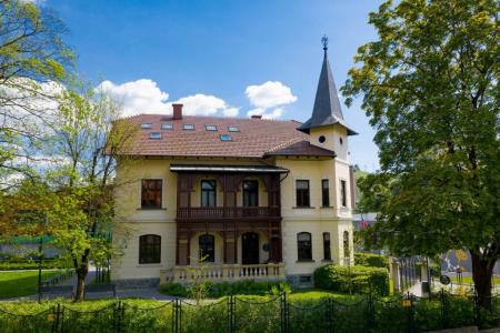 Vila-Mayer-03-visitsaleska-1024x682