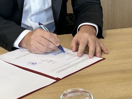 Podpis pogodbe