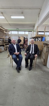 Občinska delegacija na delovnem obisku v Tešnju